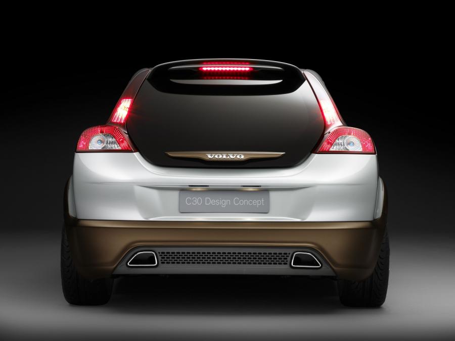  Volvo C30 Design Concept 2006 года  (фото 13 из 22)